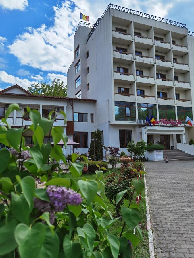 Hotel Spa Cazino Monteoru Sărata-Monteoru Zewnętrze zdjęcie