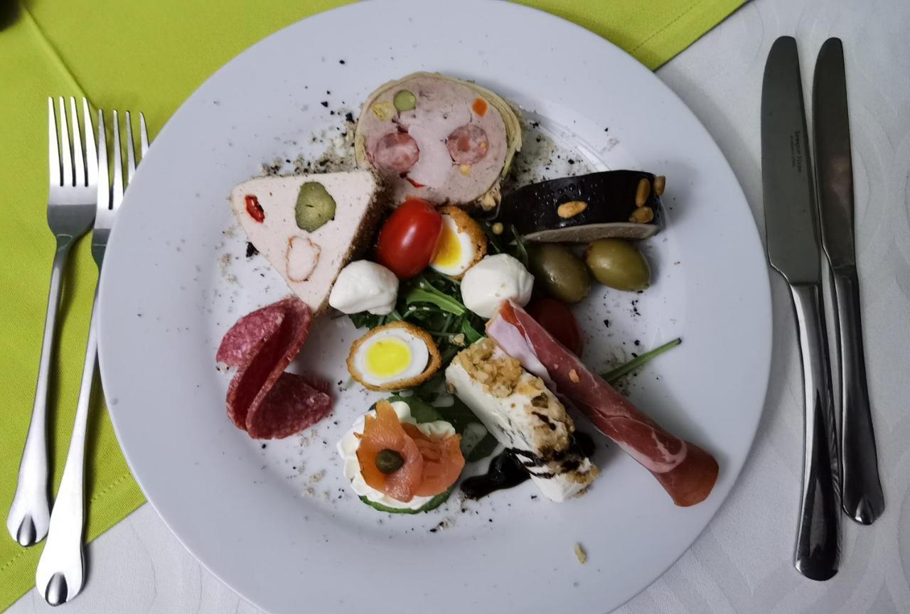 Hotel Spa Cazino Monteoru Sărata-Monteoru Zewnętrze zdjęcie